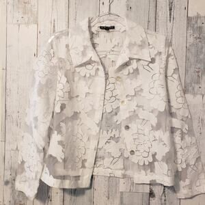 Nu Influence Women's Lightweight Sheer Floral Jacket Top White S